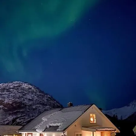 Naert Pa Naturen Og Sentrum! سفولفير